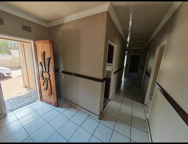 3 BEDROOM HOUSE FOR SALE IN VANDERBIJLPARK SE 1
